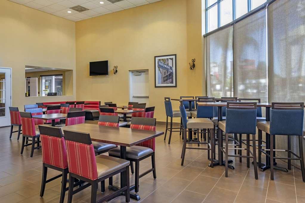 Comfort Inn & Suites Near Universal - N Hollywood - Burbank Los Angeles Restaurant foto